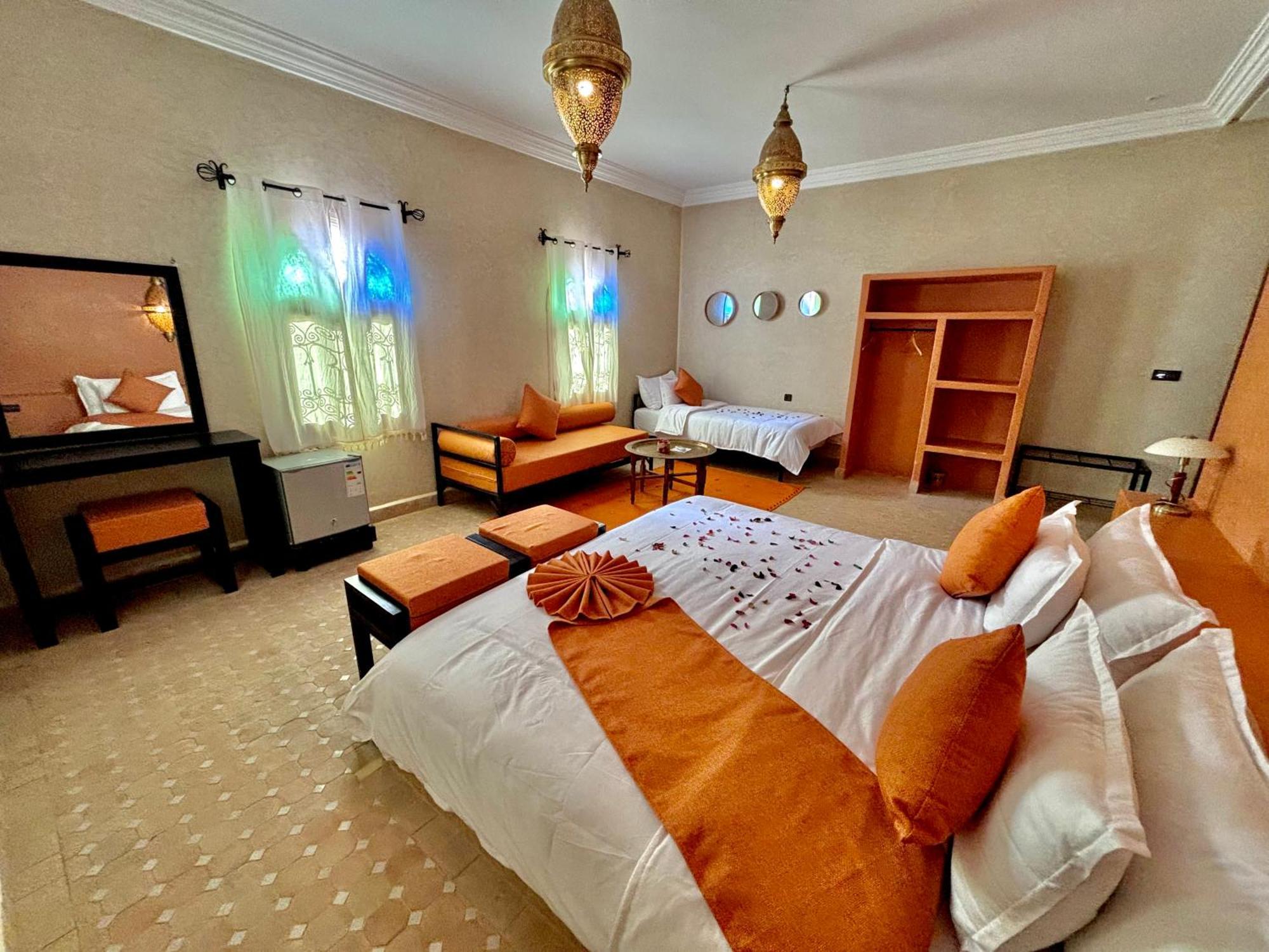 Готель Dar Morocco Мерзуга Екстер'єр фото